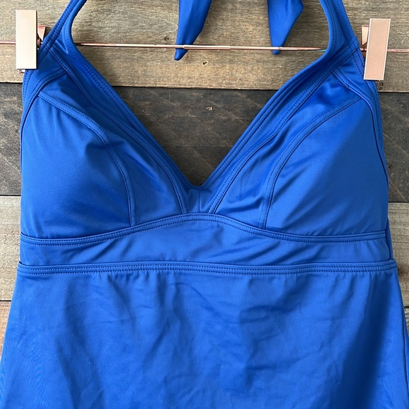 Title Nine Women's Set It and Forget It Halter Tankini Top in Navy Blue - Picture 3 of 6